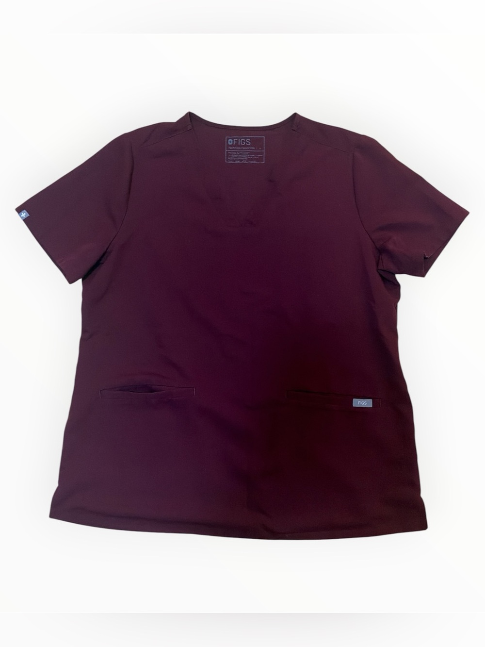 FIGS Burgundy Casma 3 Pocket V Neck Short Sleeve Scrubs Shirt Women’s Large